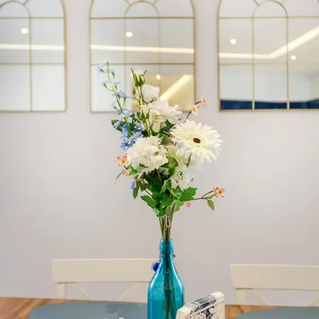 Bluebell In * Sliema