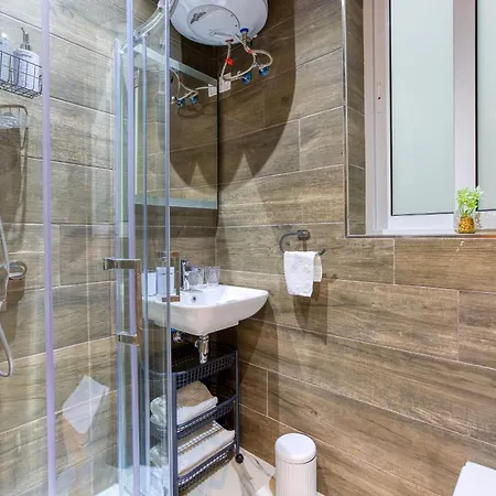 Bluebell In * Sliema