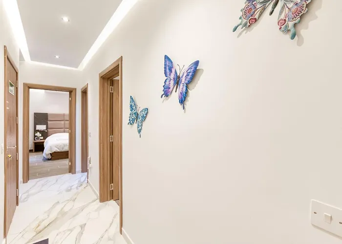 Bluebell In * Sliema