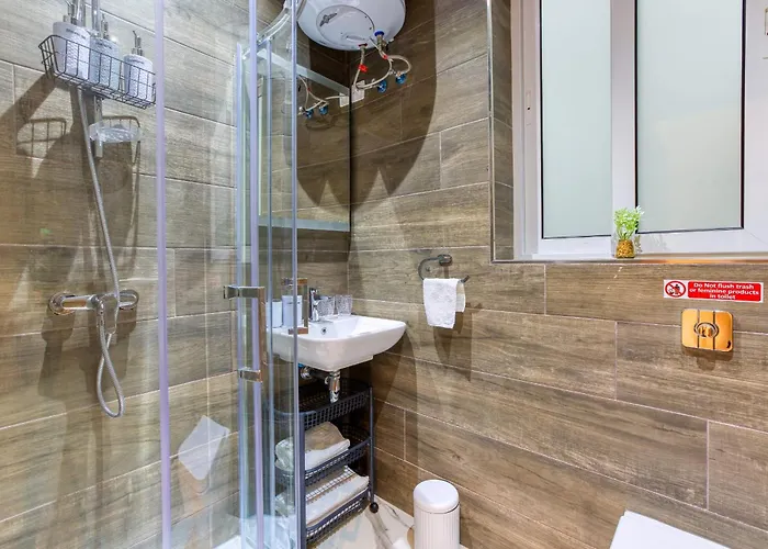 Bluebell In * Sliema